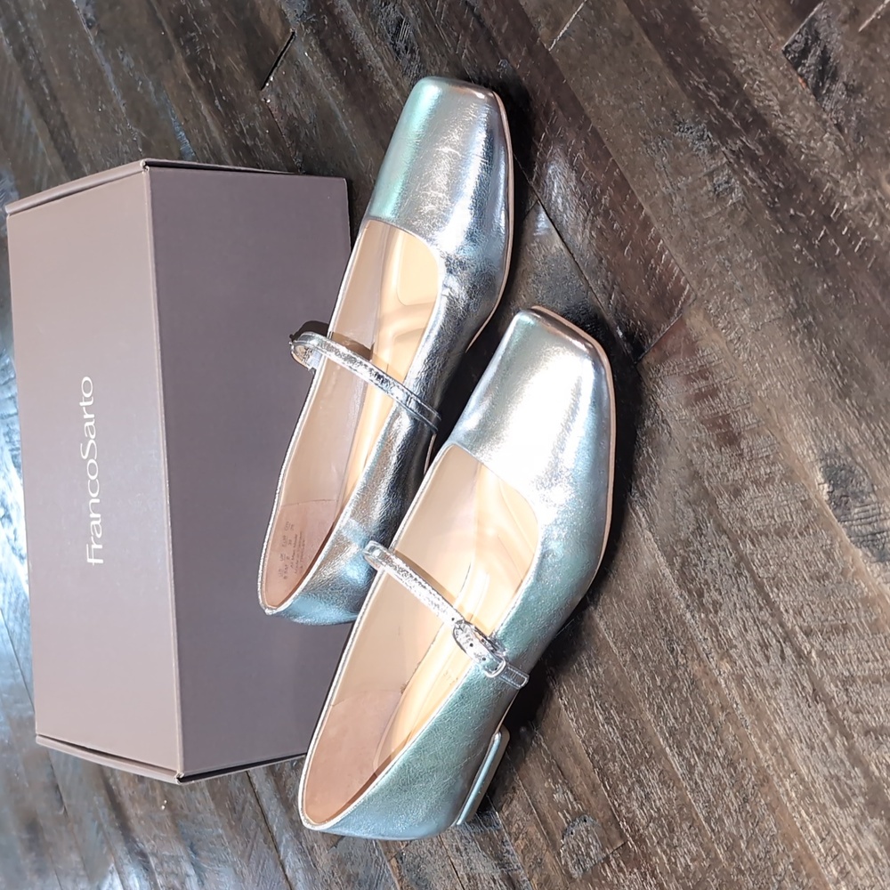 NWT - Franco Sarto Tinsley Metallic Silver Ballet Flats - Picture 6 of 11
